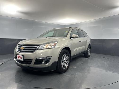 2017 Chevrolet Traverse 2LT