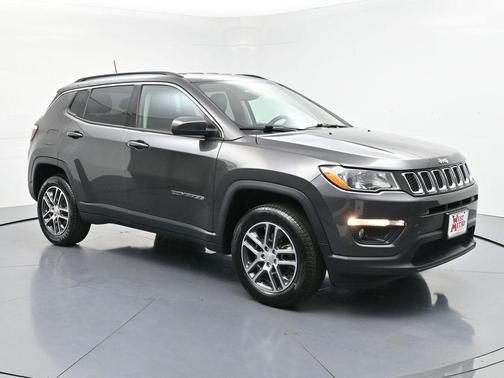 Granite Crystal Metallic Clearcoat 2020 Jeep Compass Latitude