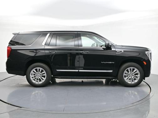 Onyx Black 2023 GMC Yukon SLT