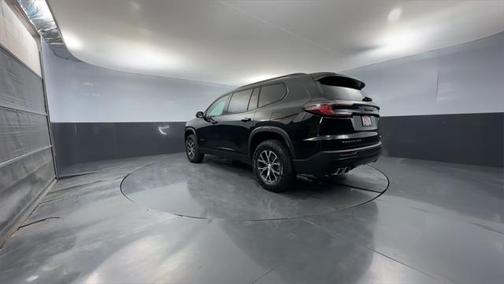 2025 GMC Acadia AWD AT4