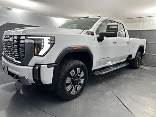 2025 GMC Sierra 3500 Denali