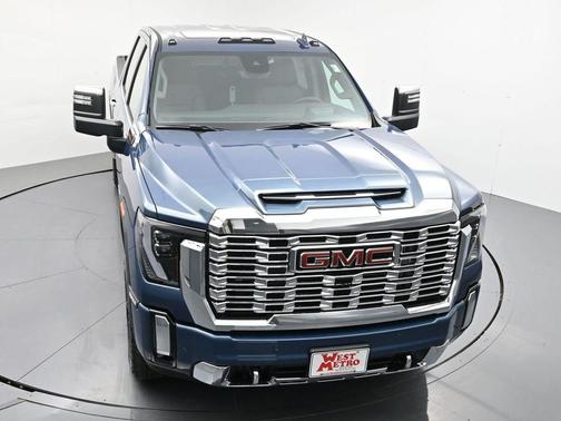 2026 GMC Sierra 3500 Denali