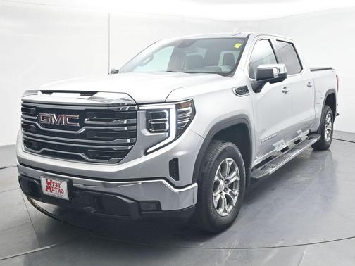 Quicksilver Metallic 2022 GMC Sierra 1500 SLT