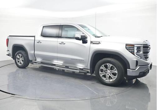 Quicksilver Metallic 2022 GMC Sierra 1500 SLT