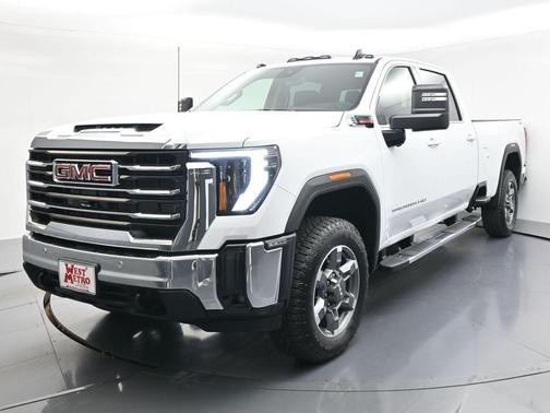 Summit White 2026 GMC Sierra 3500 SLE