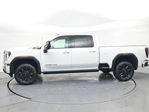 2026 GMC Sierra 3500 AT4