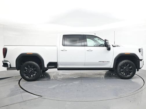 2026 GMC Sierra 3500 AT4