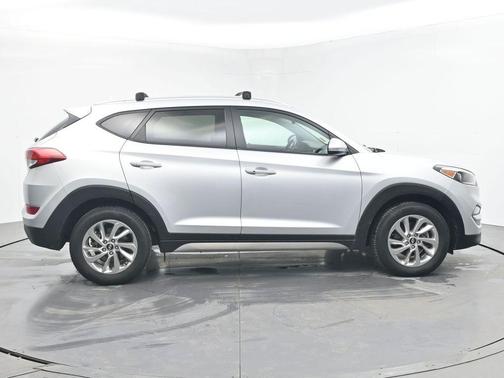 2017 Hyundai TUCSON SE Plus