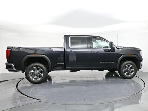 2025 GMC Sierra 3500 SLE