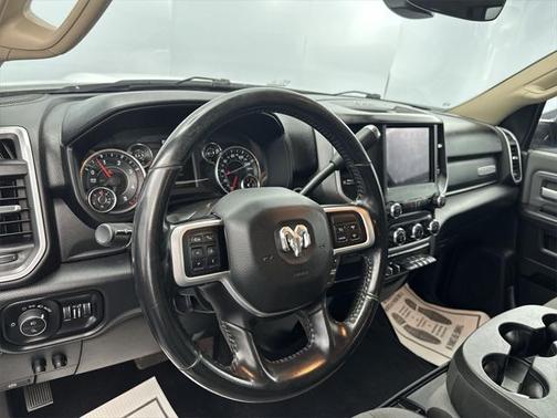2020 RAM 2500 Big Horn Crew Cab 4X4 6'4' Box