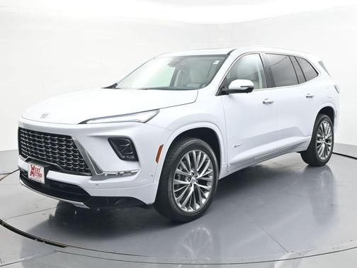 Iridescent White Tricoat 2026 Buick Enclave Avenir FWD
