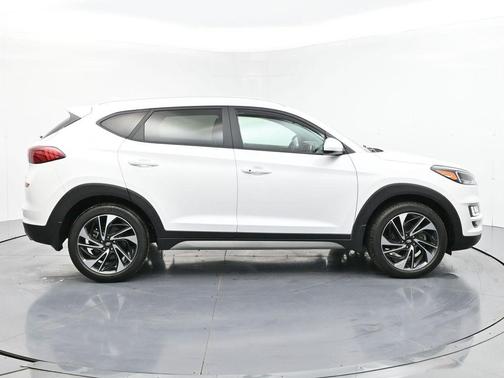 2020 Hyundai TUCSON Sport