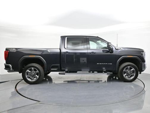 2026 GMC Sierra 3500 SLE
