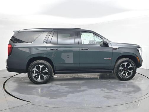 2026 GMC Yukon 4WD AT4