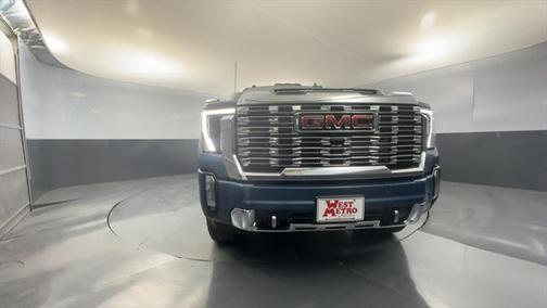 2025 GMC Sierra 3500 Denali