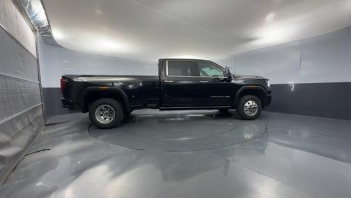 2024 GMC Sierra 3500 Denali