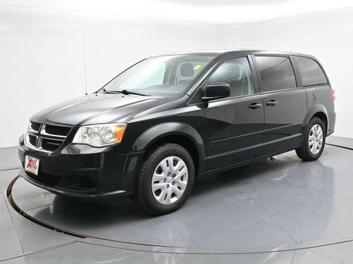 Brilliant Black Crystal Pearlcoat 2014 Dodge Grand Caravan AVP/SE