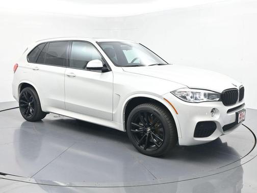 White Metallic 2017 BMW X5 xDrive50i