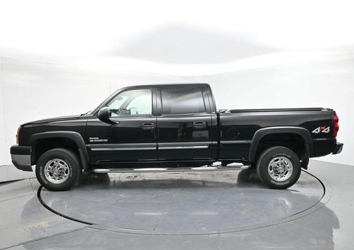 2004 Chevrolet Silverado 2500 LS H/D Crew Cab
