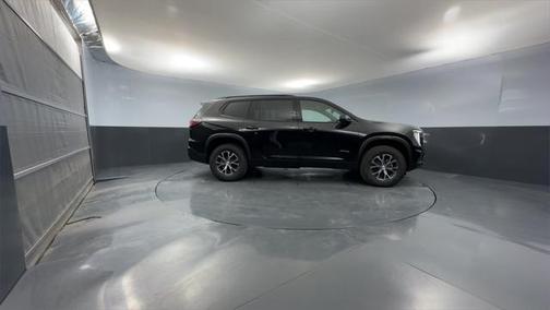 2025 GMC Acadia AWD AT4