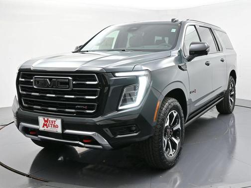 Midnight Pine 2026 GMC Yukon XL 4WD AT4