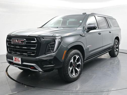 2026 GMC Yukon XL 4WD AT4