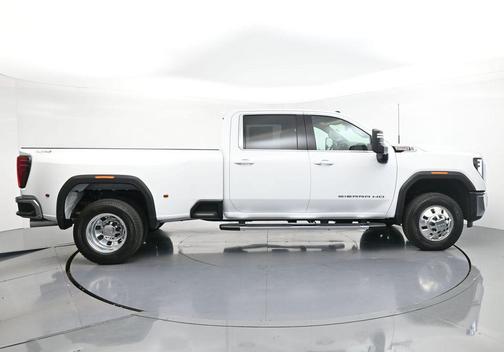 Summit White 2026 GMC Sierra 3500 SLE