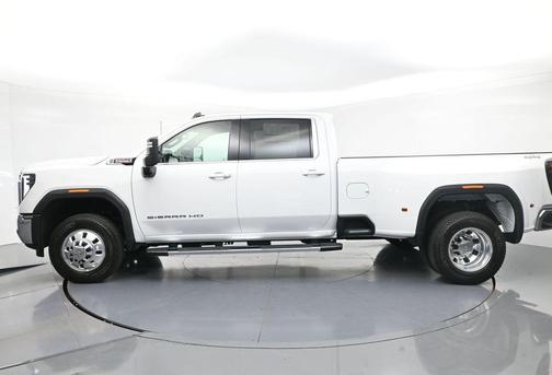 Summit White 2026 GMC Sierra 3500 SLE