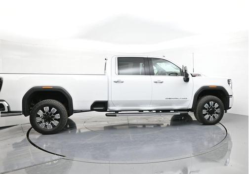 2025 GMC Sierra 3500 Denali