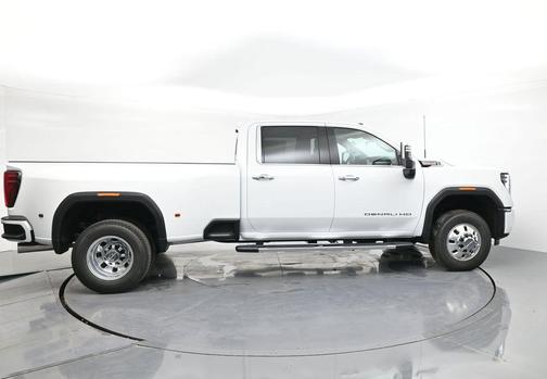 2026 GMC Sierra 3500 Denali