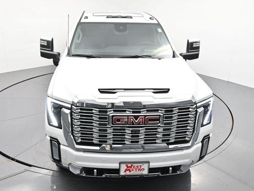 2026 GMC Sierra 3500 Denali