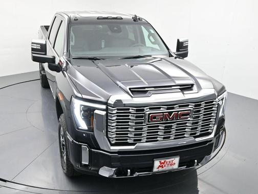 2026 GMC Sierra 3500 Denali