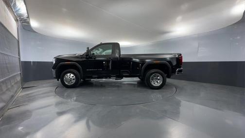 2025 GMC Sierra 3500 SLE