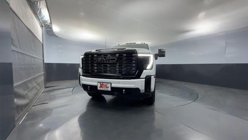2025 GMC Sierra 3500 Denali