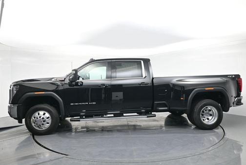 2026 GMC Sierra 3500 SLE