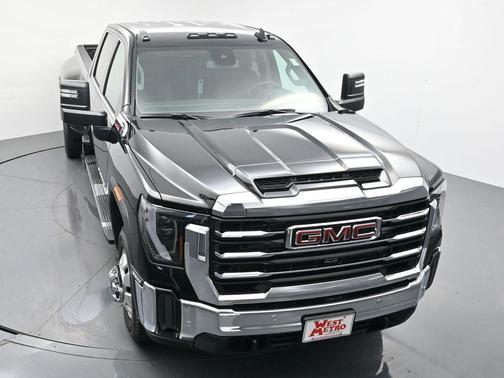 2026 GMC Sierra 3500 SLE