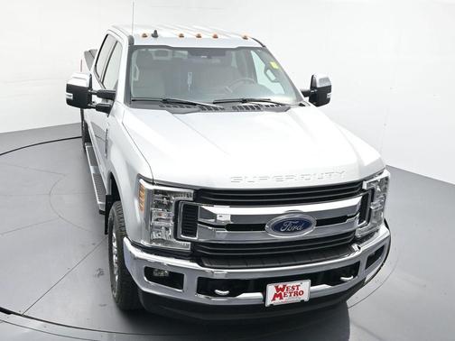 Ingot Silver Metallic 2019 Ford F-250 XLT