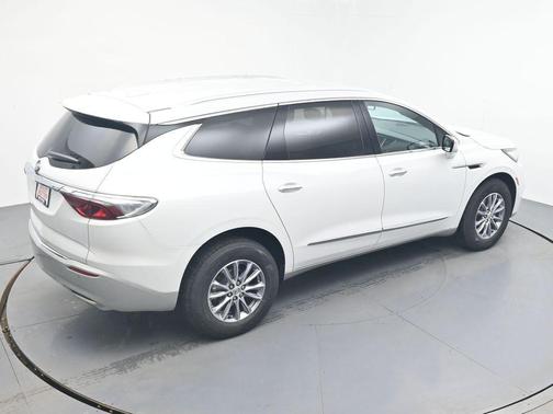 2024 Buick Enclave Essence AWD