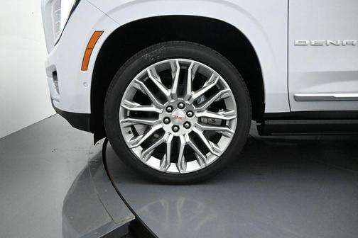 Glacier White Tricoat 2026 GMC Yukon XL Denali