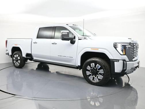 Glacier White Tricoat 2026 GMC Sierra 3500 Denali
