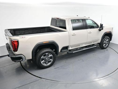 2026 GMC Sierra 3500 SLE
