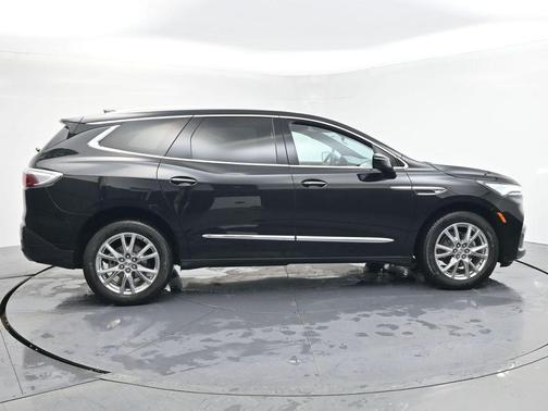2023 Buick Enclave Essence AWD