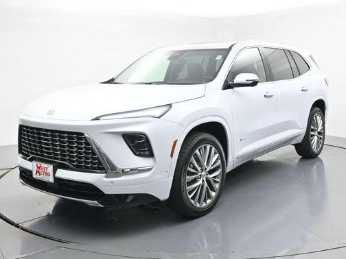 Iridescent White Tricoat 2026 Buick Enclave Avenir FWD