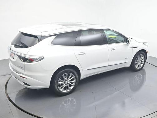 2024 Buick Enclave Avenir AWD