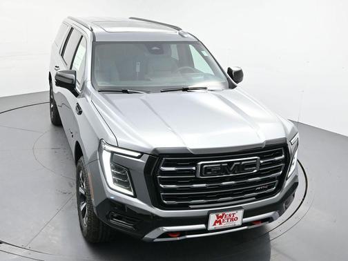Sterling Metallic 2026 GMC Yukon XL 4WD AT4