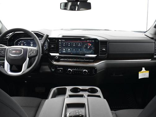 2025 GMC Sierra 1500 SLE