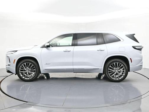 Iridescent White Tricoat 2026 Buick Enclave Avenir FWD
