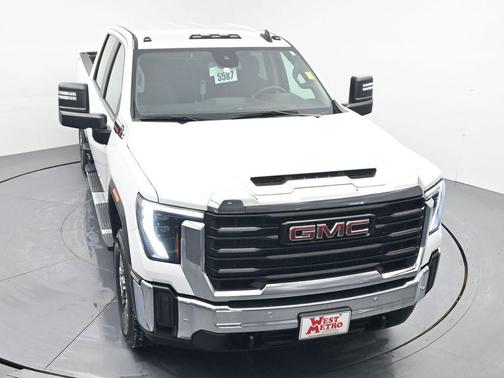 2025 GMC Sierra 3500 Base