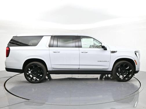 Glacier White Tricoat 2027 GMC Yukon XL Denali
