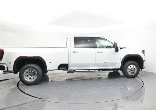 2026 GMC Sierra 3500 Denali